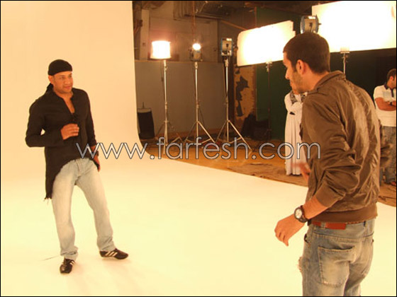 عصام كاريكا ينتهي من تصوير 