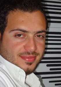 الشاعر فارس اسكندر: فضل ناكر للجميل وتعاملت مع اليسا 