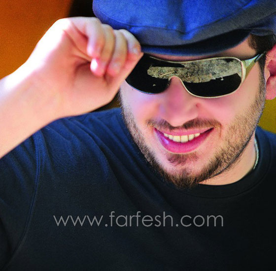 الشاعر فارس اسكندر: فضل ناكر للجميل وتعاملت مع اليسا الشاعر فارس اسكندر: فضل ناكر للجميل وتعاملت مع اليسا