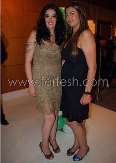 صور جديدة لابنة غادة عبد الرازق وهي حامل! صورة رقم 3 صور جديدة لابنة غادة عبد الرازق وهي حامل! صورة رقم 3