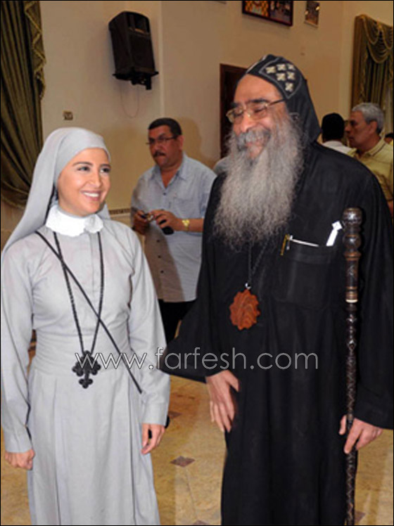 بعد اعتزالها الفن: حنان ترك تتجه الى عالم تقديم البرامج التلفزيونية صورة رقم 11 بعد اعتزالها الفن: حنان ترك تتجه الى عالم تقديم البرامج التلفزيونية صورة رقم 11