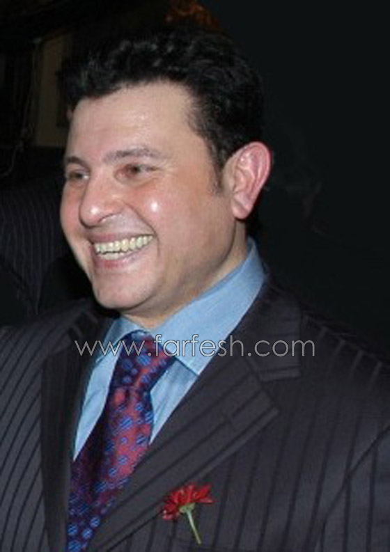 هاني شاكر يكشف لمسلسلات اون لاين سر ملعب كرة اليد في فيلته صورة رقم 4 هاني شاكر يكشف لمسلسلات اون لاين سر ملعب كرة اليد في فيلته صورة رقم 4