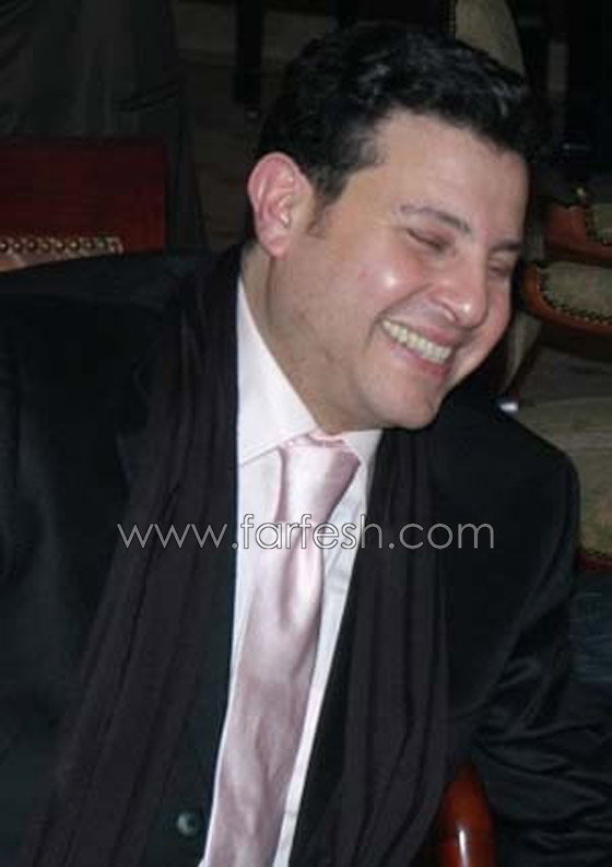 هاني شاكر يكشف لمسلسلات اون لاين سر ملعب كرة اليد في فيلته صورة رقم 5 هاني شاكر يكشف لمسلسلات اون لاين سر ملعب كرة اليد في فيلته صورة رقم 5