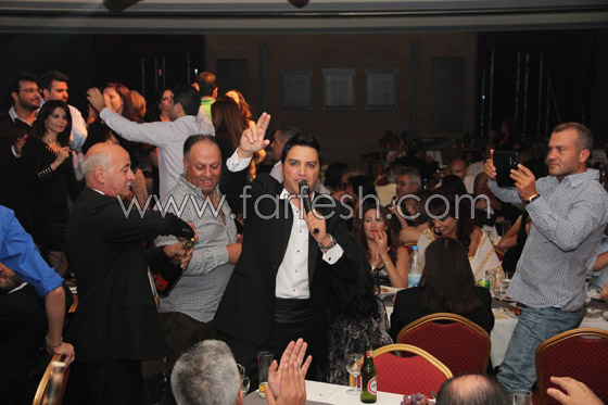 صور من حفلات العيد للفنان هشام الحاج في لبنان     صورة رقم 7