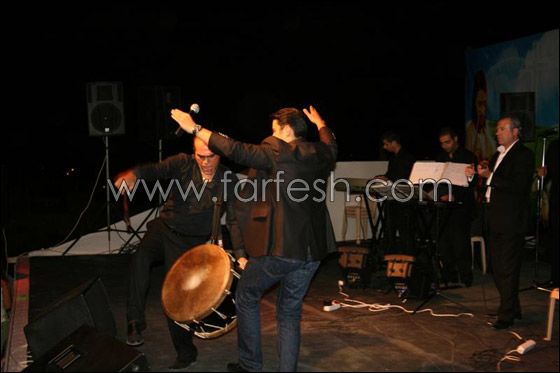 بالصور.. الفنان هشام الحاج يطرب جمهوره الراقص!!  صورة رقم 1