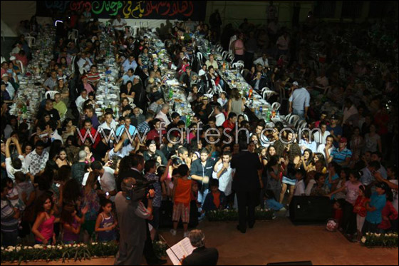 بالصور.. الفنان هشام الحاج يطرب جمهوره الراقص!!  صورة رقم 4