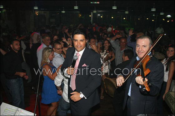 مسلسلات اون لاين ينقل لكم صورا من حفل هشام الحاج في المختار!!   صورة رقم 7