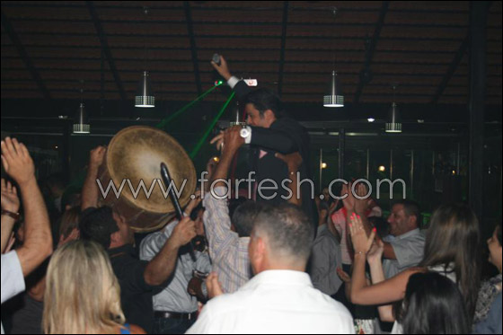 مسلسلات اون لاين ينقل لكم صورا من حفل هشام الحاج في المختار!!   صورة رقم 8
