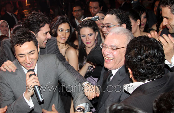 طليق الفنانة ايمان العاصي يختار طليق الفنانة ايمان العاصي يختار