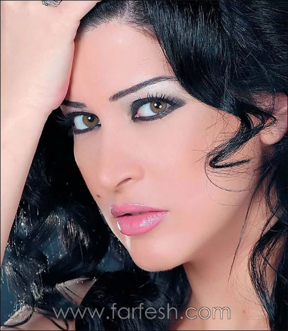 جومانا مراد: انا ضد القتل وأتمنى أن يعود الأمن إلى أهل بلدي!  صورة رقم 3