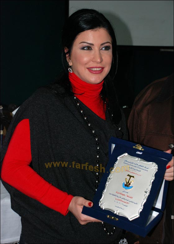 جومانا: اتمنى ان تنتهي محنة بلدي سريعا والا يسيل المزيد من الدماء!! صورة رقم 11 جومانا: اتمنى ان تنتهي محنة بلدي سريعا والا يسيل المزيد من الدماء!! صورة رقم 11