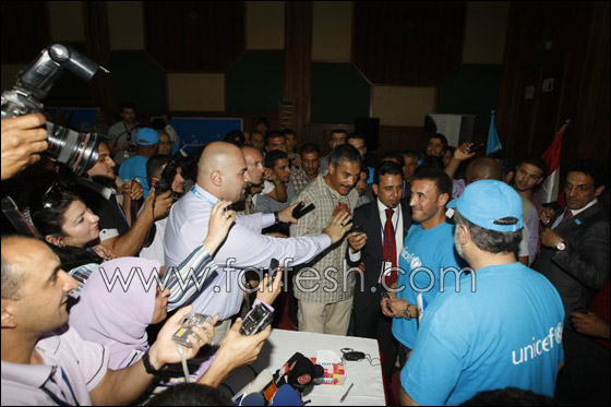 الساهر أصبح جدا وحفيدته سنا ستظهر معه في فيديو كليب! صورة رقم 4 الساهر أصبح جدا وحفيدته سنا ستظهر معه في فيديو كليب! صورة رقم 4