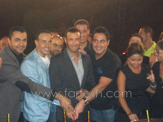 كاظم الساهر يحتفل بعيد ميلاده وسط لجنة The voice! صورة رقم 4 كاظم الساهر يحتفل بعيد ميلاده وسط لجنة The voice! صورة رقم 4