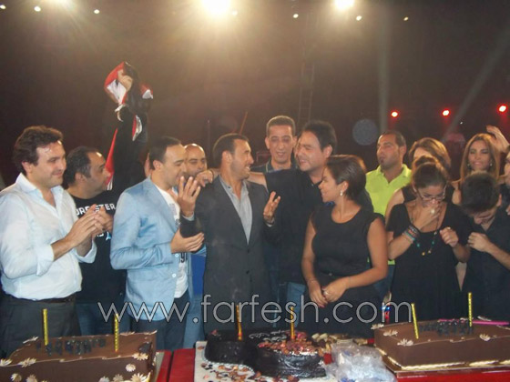 كاظم الساهر يحتفل بعيد ميلاده وسط لجنة The voice! صورة رقم 5 كاظم الساهر يحتفل بعيد ميلاده وسط لجنة The voice! صورة رقم 5