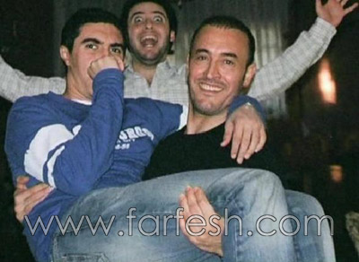 اليكم صور نادرة لكاظم الساهر خلال فترة مراهقته وفي حفل زفافه! صورة رقم 2 اليكم صور نادرة لكاظم الساهر خلال فترة مراهقته وفي حفل زفافه! صورة رقم 2