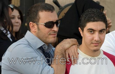 اليكم صور نادرة لكاظم الساهر خلال فترة مراهقته وفي حفل زفافه! صورة رقم 6 اليكم صور نادرة لكاظم الساهر خلال فترة مراهقته وفي حفل زفافه! صورة رقم 6