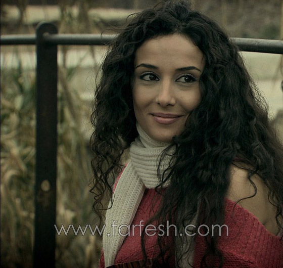 كندة حنا: دماؤنا ستكون المياه النقية التي ستطهّر دمشق  صورة رقم 7