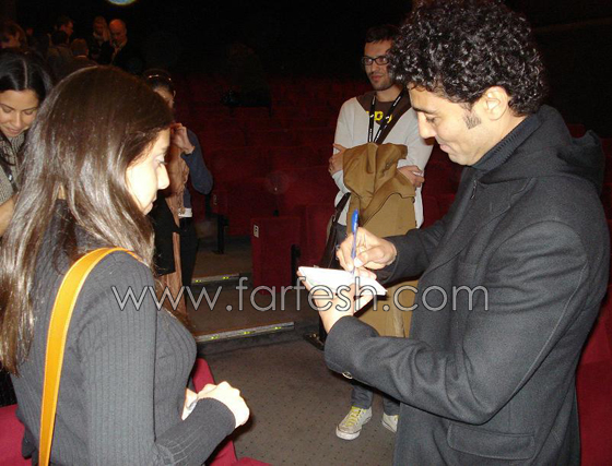 فنانون مصريون يسعون لتوثيق ثورة 25 يناير في غينيس!!  صورة رقم 9