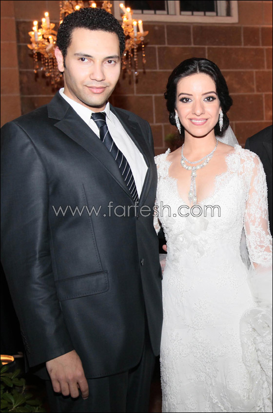 كبار نجوم الفن يشاركون المخرجة ليلى كنعان حفل زفافها! صورة رقم 14 كبار نجوم الفن يشاركون المخرجة ليلى كنعان حفل زفافها! صورة رقم 14