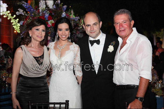 كبار نجوم الفن يشاركون المخرجة ليلى كنعان حفل زفافها! صورة رقم 12 كبار نجوم الفن يشاركون المخرجة ليلى كنعان حفل زفافها! صورة رقم 12
