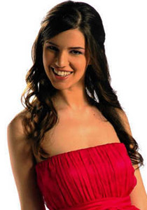 لارا اسكندر: بيونسيه مثلي الاعلى بالغناء والبومي يعبّر عني!  صورة رقم 1