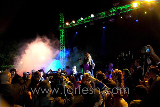 بالصور.. بعد أيام من عقد قرانها، مي سليم تزف 7 عرائس! صورة رقم 3 بالصور.. بعد أيام من عقد قرانها، مي سليم تزف 7 عرائس! صورة رقم 3