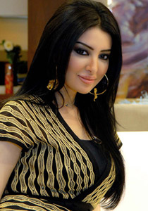 ميساء: والدي فقيه ويقاطع اعمالي.. وانا سعيدة بطلاقي!!  صورة رقم 1