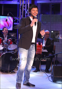 منصور زايد الخليجي الوحيد في إفتتاح 