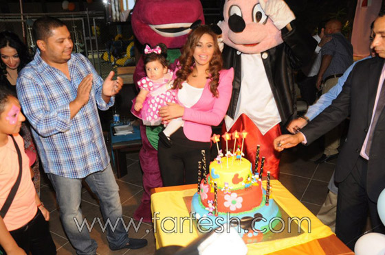 بالصور.. مي سليم تحتفل بعيد ابنتها مع اصدقائها الفنانين! صورة رقم 1 بالصور.. مي سليم تحتفل بعيد ابنتها مع اصدقائها الفنانين! صورة رقم 1