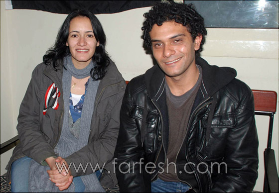 بالصور.. منة شلبي تشكر شباب الثورة وتحتفل امام علم مصر  صورة رقم 4