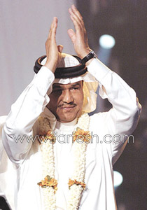 محمد عبده يستكمل علاجه في باريس بعد اصابته بثلاث جلطات!! صورة رقم 1