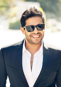 محمد حماقي: يشرفني ان اكون المطرب الثاني بعد محمد منير   صورة رقم 2