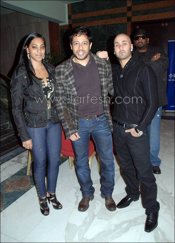 عمرو موسى وحماقي يتصدرون عزاء عامر منيب!!  صورة رقم 12