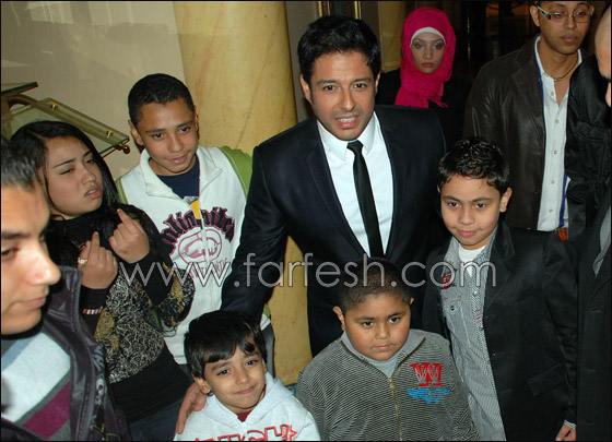 نيكول سابا تشعل حفل نيكول سابا تشعل حفل