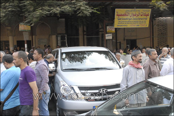 بالصور.. هنيدي يشيّع جثمان والدته بحضور عدد من الفنانين!! صورة رقم 3 بالصور.. هنيدي يشيّع جثمان والدته بحضور عدد من الفنانين!! صورة رقم 3