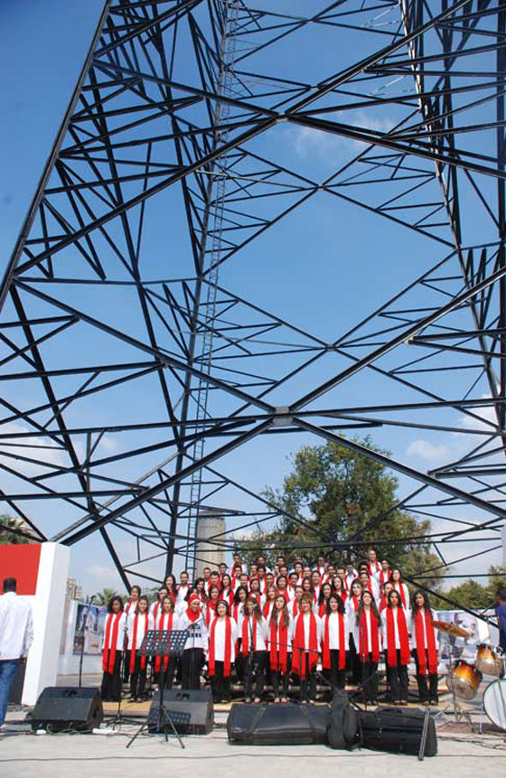 اطلاق اطول علم مصري بمشاركة الفنان محمد فؤاد صورة رقم 2 اطلاق اطول علم مصري بمشاركة الفنان محمد فؤاد صورة رقم 2