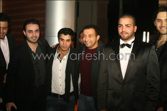 محمد رمضان يحتفل باطلاق محمد رمضان يحتفل باطلاق