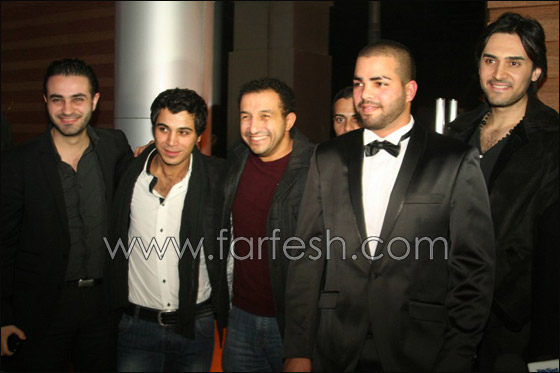 محمد رمضان يحتفل باطلاق محمد رمضان يحتفل باطلاق