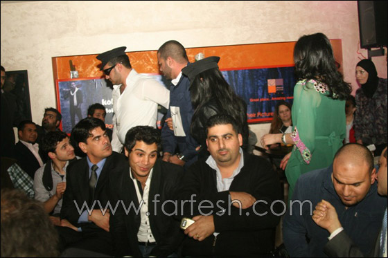 محمد رمضان يحتفل باطلاق محمد رمضان يحتفل باطلاق