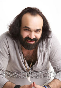 نادر ابو الليف: انا لا أقدم طربا ولكني أقدم مونولوجا دمه خفيف! صورة رقم 2