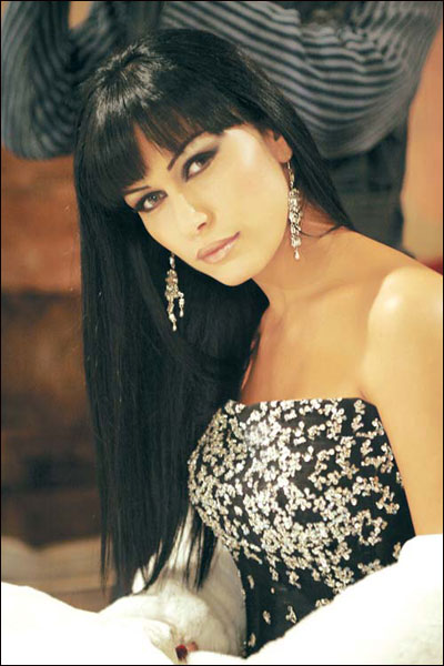 نادين الراسي: كريستينا صوايا تملك صوتاً جميلاً وطلة مميزة! صورة رقم 5 نادين الراسي: كريستينا صوايا تملك صوتاً جميلاً وطلة مميزة! صورة رقم 5