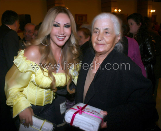 نجوى سلطان تحتفل في حراجل مع الأمهات!   صورة رقم 6