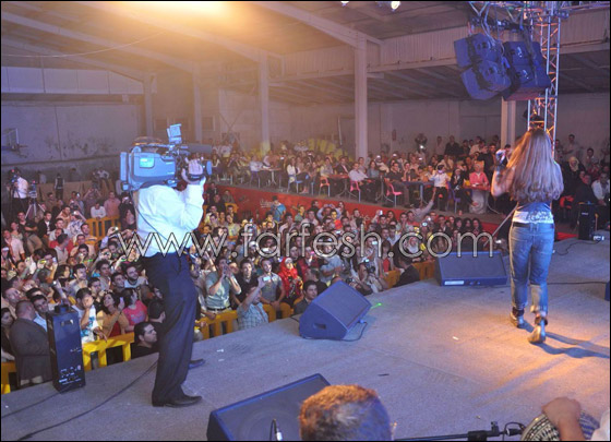 قيادات حلب وجمهور غفير في حفل نيكول سابا العالمي! صورة رقم 2 قيادات حلب وجمهور غفير في حفل نيكول سابا العالمي! صورة رقم 2