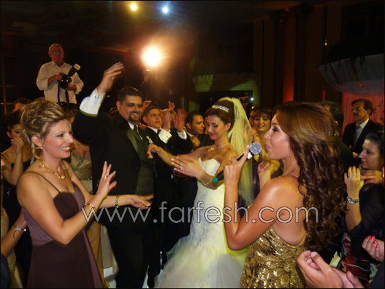 نورهان تحيي زفاف عامر المشيني بباقة من أجمل اغانيها! صورة رقم 9 نورهان تحيي زفاف عامر المشيني بباقة من أجمل اغانيها! صورة رقم 9