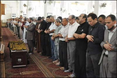 بالصور.. قلة من الفنانين في وداع عمر الحريري!!  صورة رقم 11