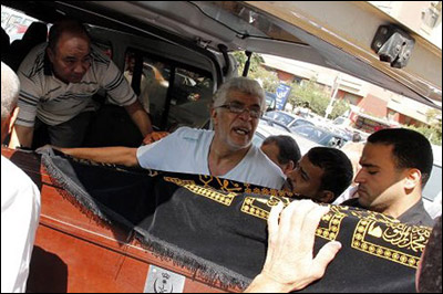 بالصور.. قلة من الفنانين في وداع عمر الحريري!!  صورة رقم 18