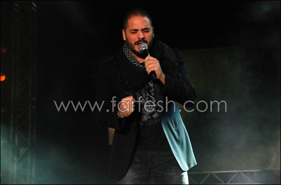 بالصور: البوب ستار رامي عياش يشعل حفل 