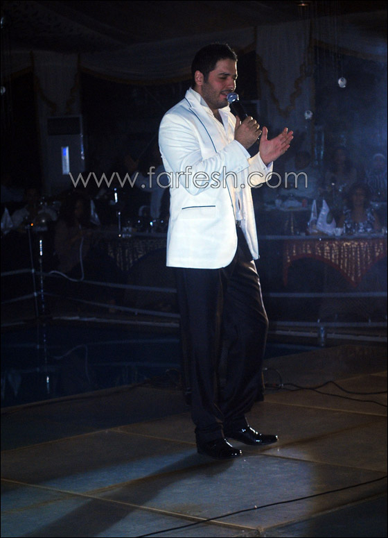 عياش في سهرة على طراز مغربي وأجواء لبنانية وجماهير مصرية! صورة رقم 2