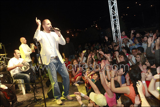 بالصور.. البوب ستار رامي عيّاش أشعل سماء 