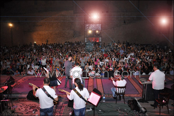 4000 شخص يهتفون بإسم رامي عياش في مهرجان مونستير الدولي صورة رقم 3 4000 شخص يهتفون بإسم رامي عياش في مهرجان مونستير الدولي صورة رقم 3